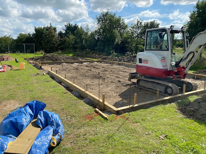 Ingbirchworth Petanque Terrains Build